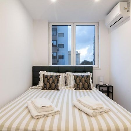 Stylish Apartment W/ River View By Lovelystay Oeiras Esterno foto