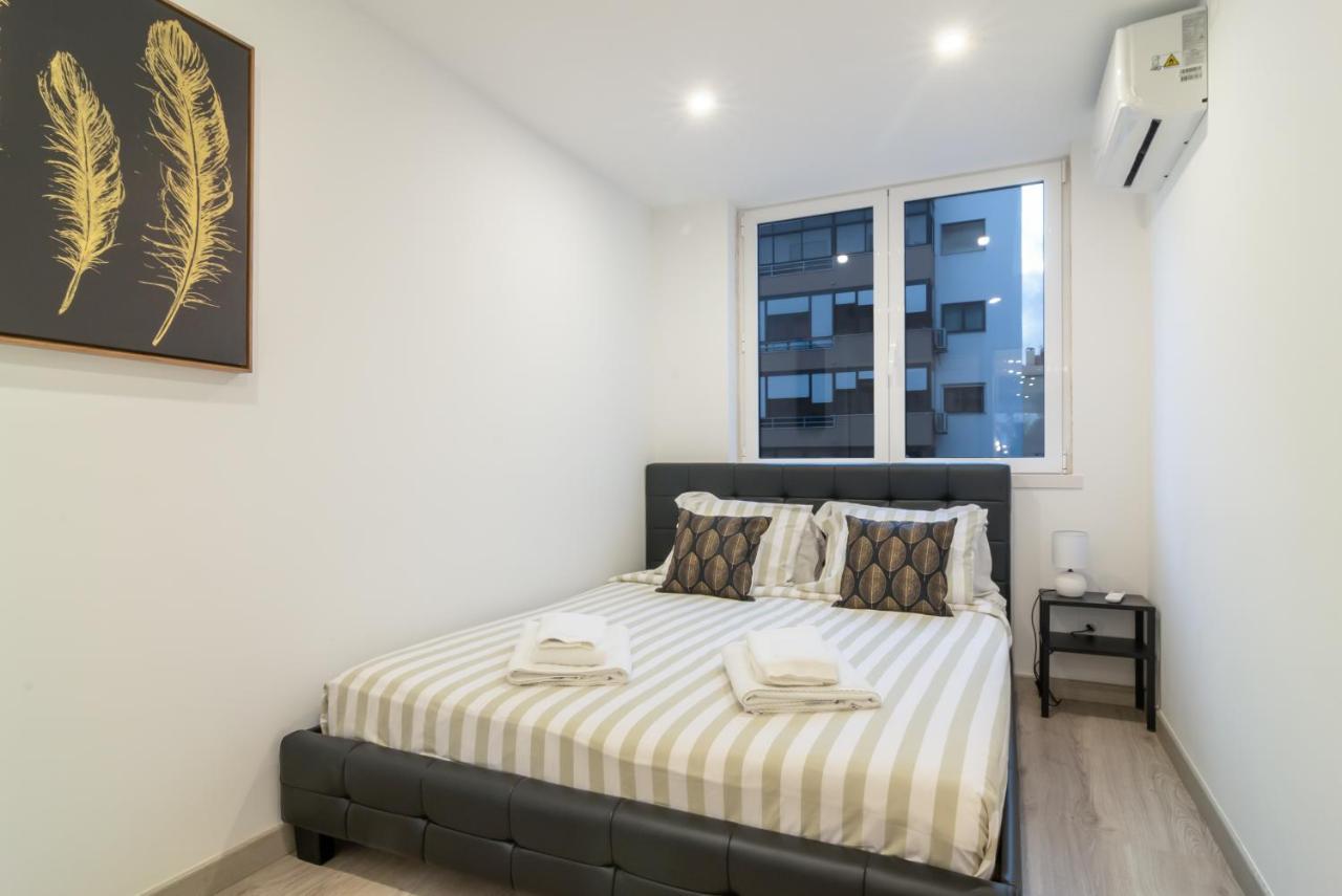 Stylish Apartment W/ River View By Lovelystay Oeiras Esterno foto