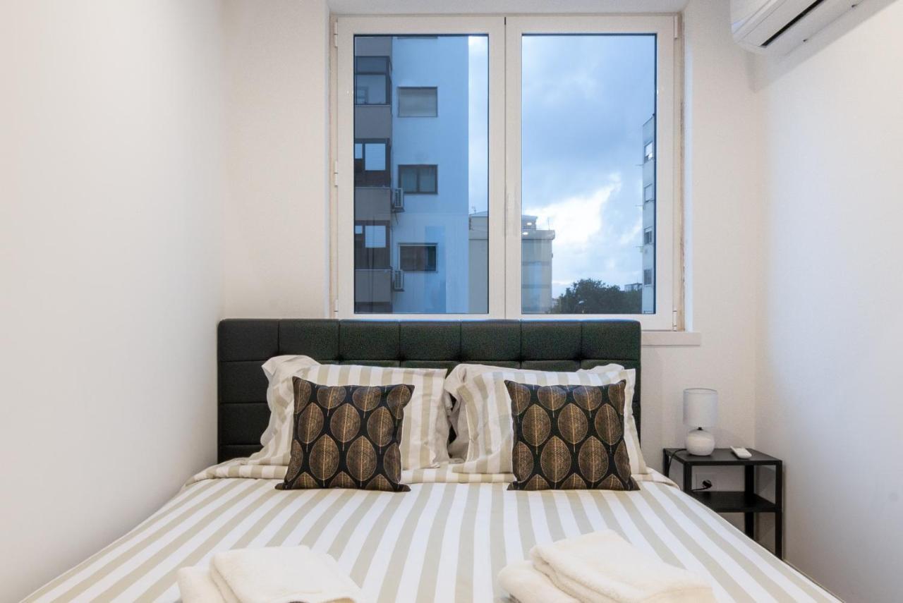 Stylish Apartment W/ River View By Lovelystay Oeiras Esterno foto