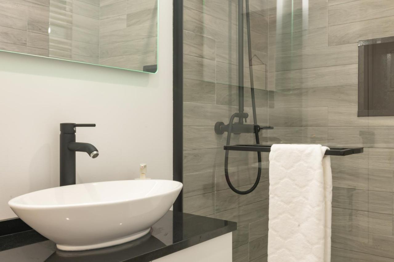 Stylish Apartment W/ River View By Lovelystay Oeiras Esterno foto