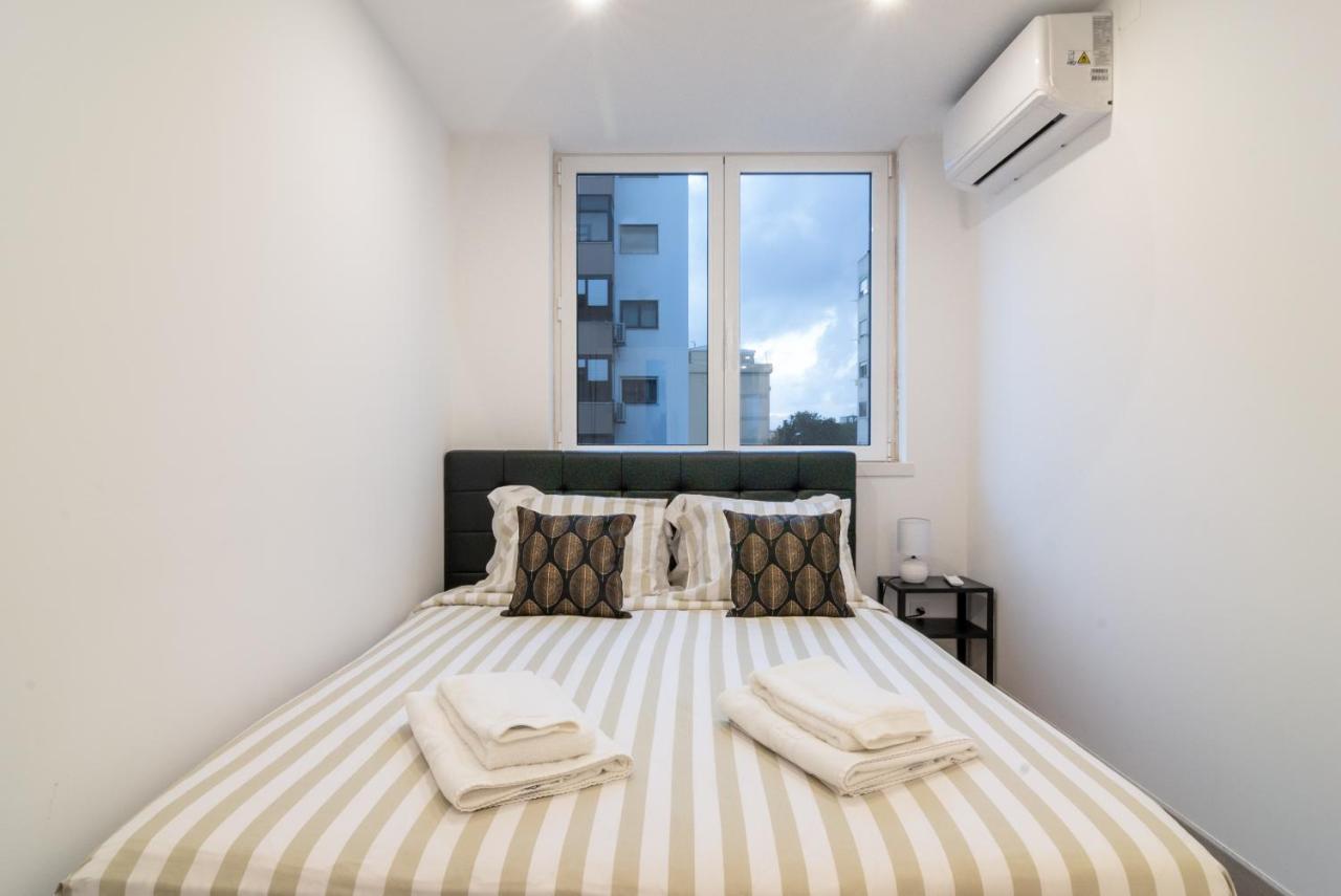 Stylish Apartment W/ River View By Lovelystay Oeiras Esterno foto